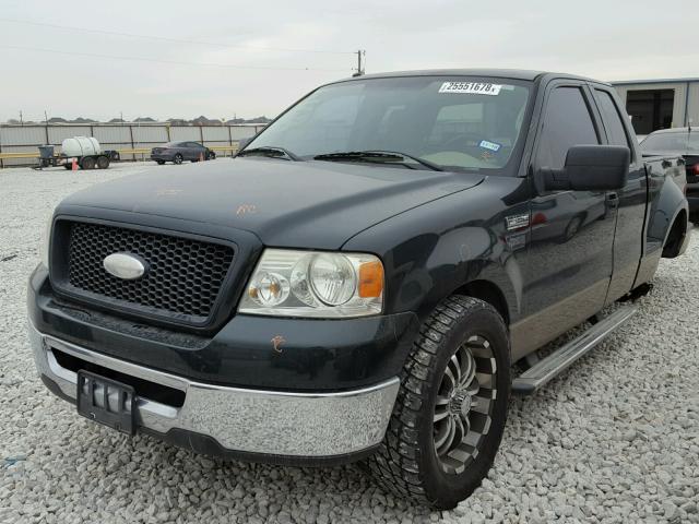 1FTRX02W86KB72813 - 2006 FORD F150 GREEN photo 2