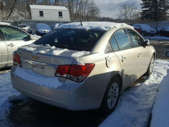 1G1PA5SGXD7262391 - 2013 CHEVROLET CRUZE LS GOLD photo 4