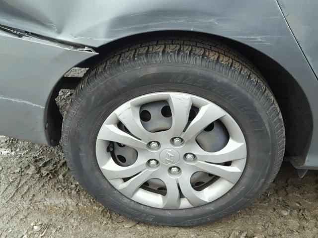 KMHDU4AD0AU019832 - 2010 HYUNDAI ELANTRA BL GRAY photo 9