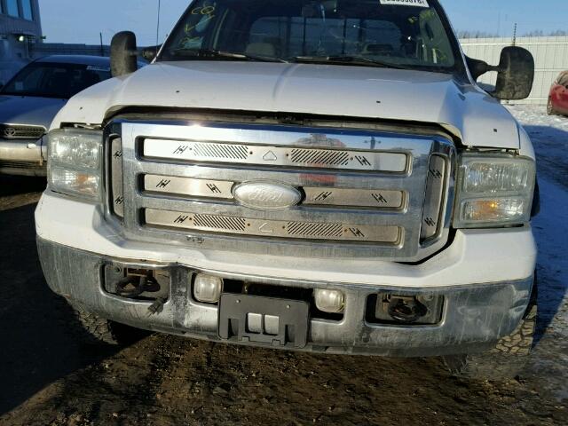 1FTSW21595EC94957 - 2005 FORD F250 SUPER WHITE photo 9