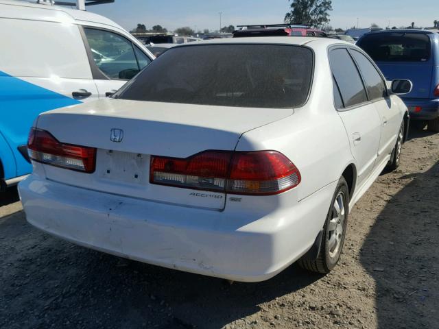 JHMCG660X1C020564 - 2001 HONDA ACCORD EX WHITE photo 4