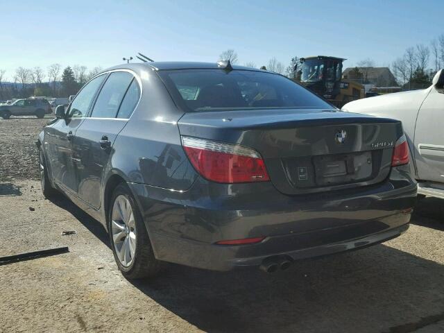 WBANV13519C156237 - 2009 BMW 528 GRAY photo 3