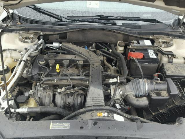 3FAHP07Z78R231840 - 2008 FORD FUSION SE SILVER photo 7