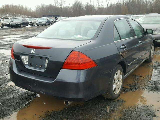 1HGCM56486A041165 - 2006 HONDA ACCORD LX GRAY photo 4