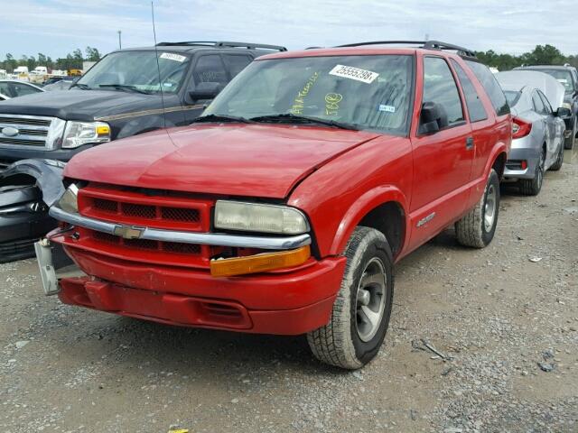 1GNCS18X04K104309 - 2004 CHEVROLET BLAZER RED photo 2