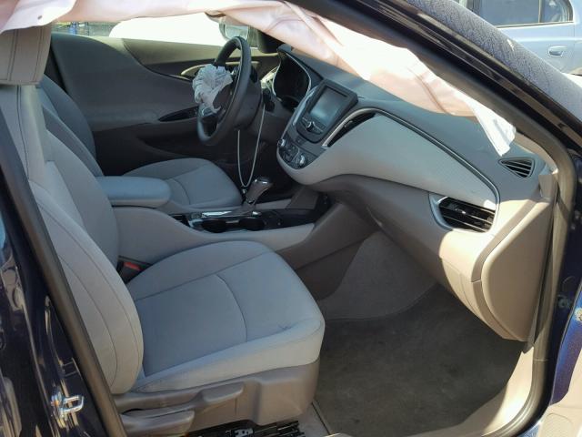 1G1ZB5ST8HF218582 - 2017 CHEVROLET MALIBU LS ლურჯი ფოტო 5