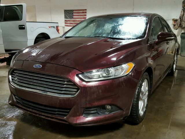 3FA6P0HR2DR261909 - 2013 FORD FUSION SE MAROON photo 2