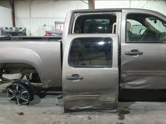 3GTP2VE72DG163651 - 2013 GMC SIERRA K15 CHARCOAL photo 9