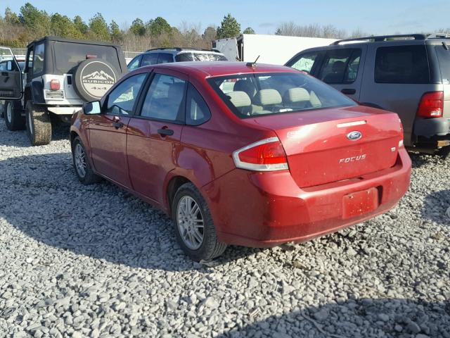 1FAHP3FN5AW255718 - 2010 FORD FOCUS SE RED photo 3