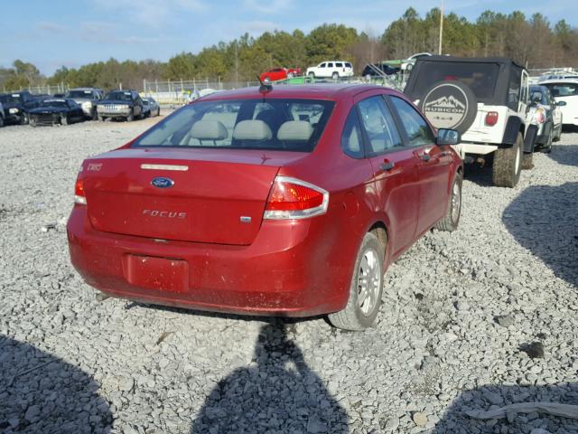 1FAHP3FN5AW255718 - 2010 FORD FOCUS SE RED photo 4