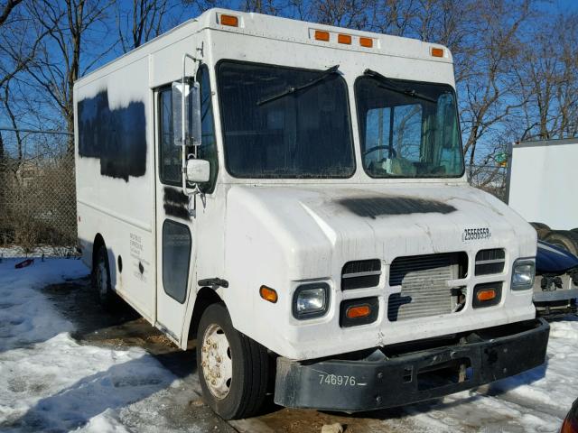 4UZABJCP14CM88890 - 2004 FREIGHTLINER CHASSIS M WHITE photo 1