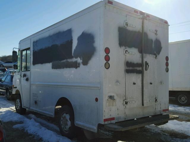 4UZABJCP14CM88890 - 2004 FREIGHTLINER CHASSIS M WHITE photo 3