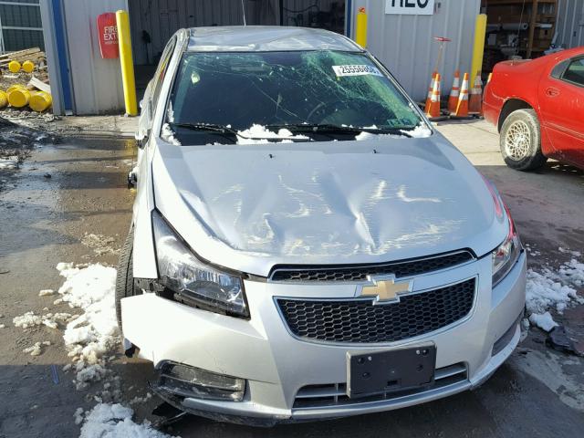 1G1PC5SB2E7257945 - 2014 CHEVROLET CRUZE LT SILVER photo 9