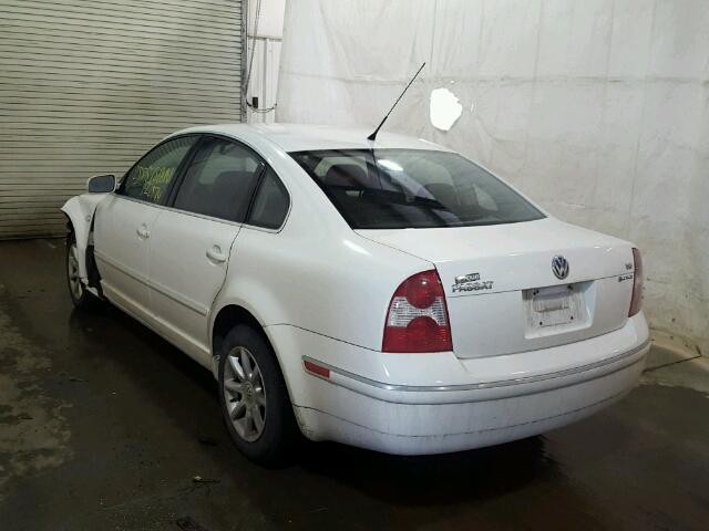 WVWTH63B62P129330 - 2002 VOLKSWAGEN PASSAT GLX 白色 照片 3