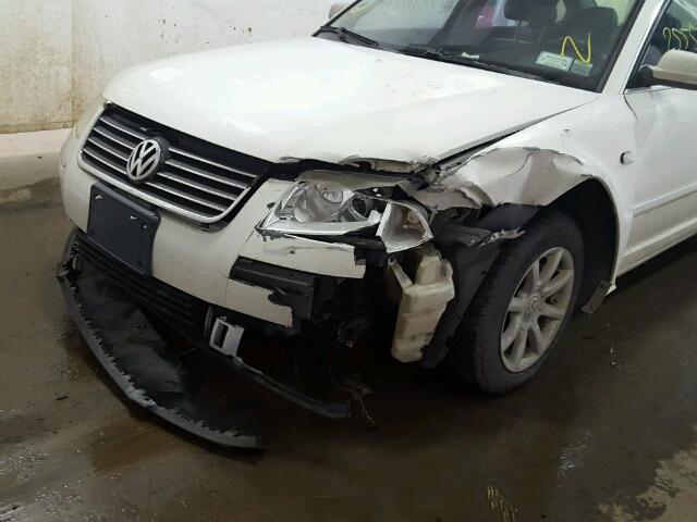WVWTH63B62P129330 - 2002 VOLKSWAGEN PASSAT GLX 白色 照片 9