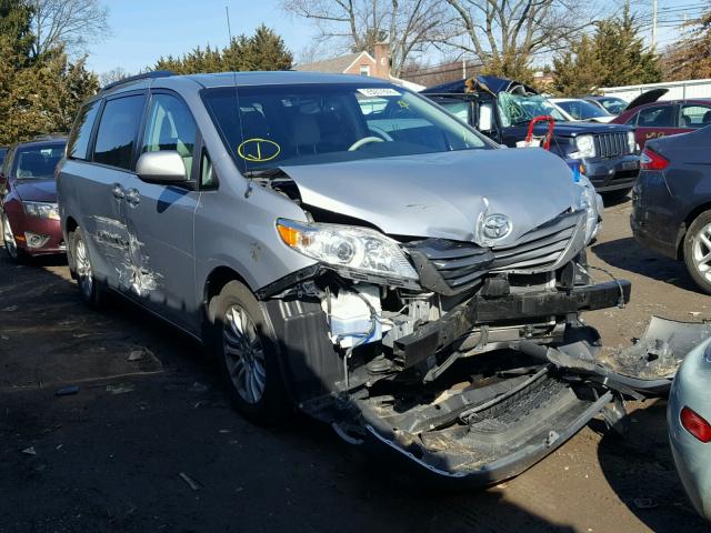 5TDYK3DC3ES416325 - 2014 TOYOTA SIENNA XLE SILVER photo 1