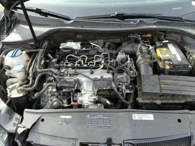 WVWNM7AJ9BW199804 - 2011 VOLKSWAGEN GOLF 黑色 照片 7