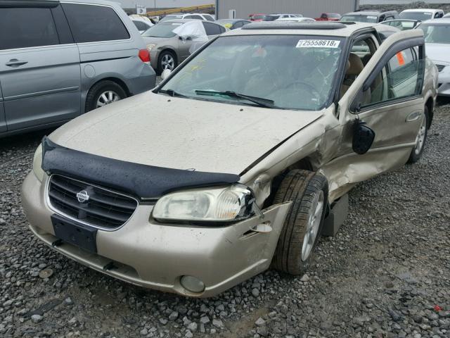 JN1CA31D81T811268 - 2001 NISSAN MAXIMA GXE GOLD photo 2