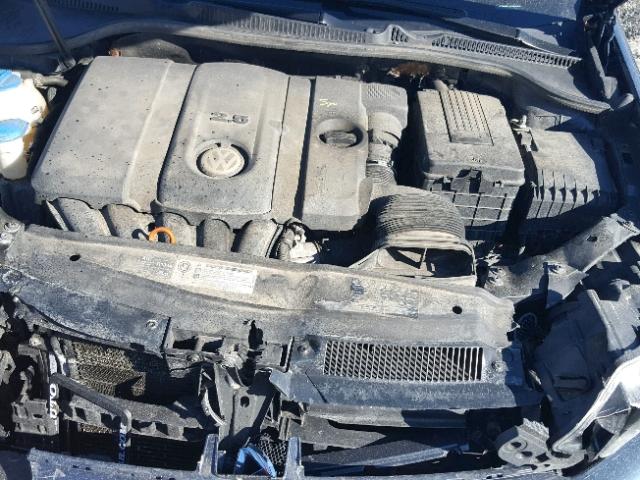 WVWDA7AJ8BW038736 - 2011 VOLKSWAGEN GOLF 蓝色 照片 7