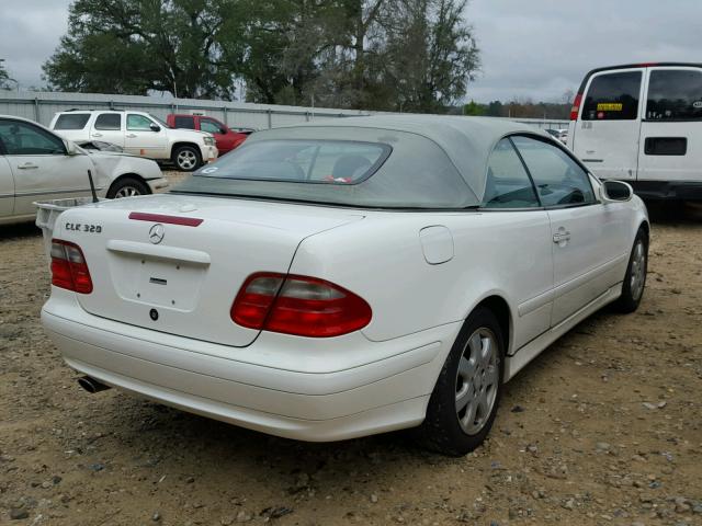 WDBLK65G42T126264 - 2002 MERCEDES-BENZ CLK 320 WHITE photo 4