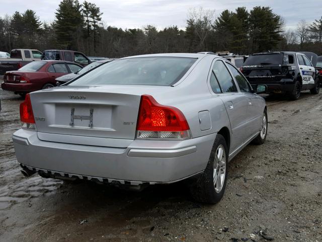YV1RS592952473307 - 2005 VOLVO S60 2.5T SILVER photo 4