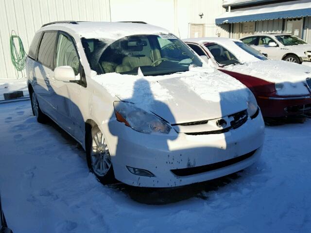 5TDZK22C37S094497 - 2007 TOYOTA SIENNA XLE WHITE photo 1