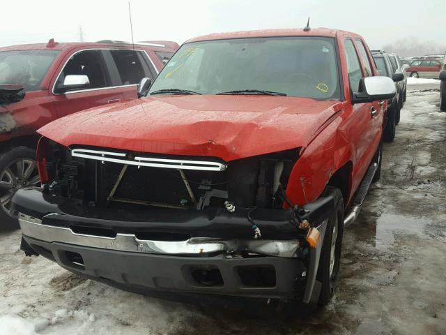 3GNEC12Z45G252276 - 2005 CHEVROLET AVALANCHE RED photo 2