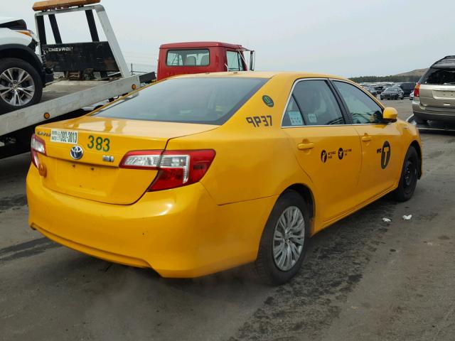 4T1BD1FK1DU068572 - 2013 TOYOTA CAMRY HYBR YELLOW photo 4