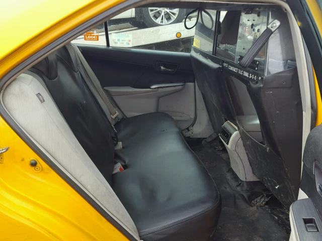 4T1BD1FK1DU068572 - 2013 TOYOTA CAMRY HYBR YELLOW photo 6