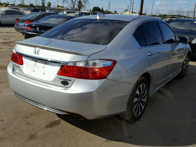 1HGCR6F34FA004418 - 2015 HONDA ACCORD HYB SILVER photo 4