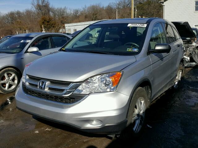 JHLRE4H5XBC004500 - 2011 HONDA CR-V EX SILVER photo 2