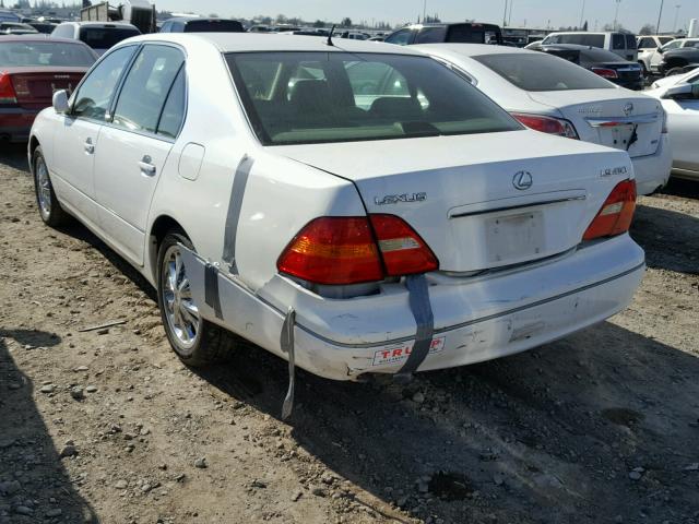 JTHBN30F520073219 - 2002 LEXUS LS 430 WHITE photo 3