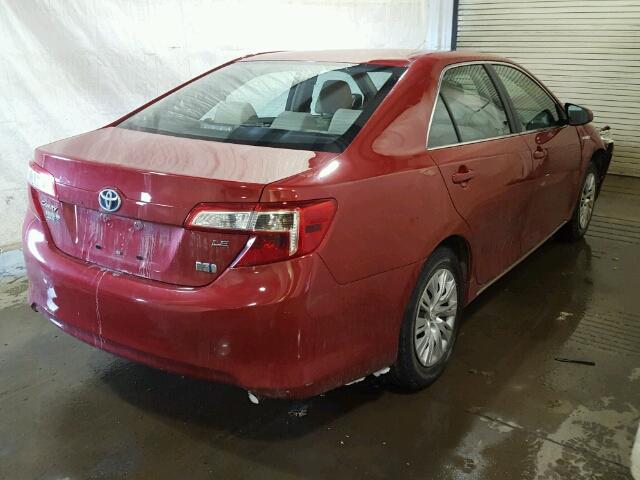 4T1BD1FK9CU036063 - 2012 TOYOTA CAMRY HYBR RED photo 4