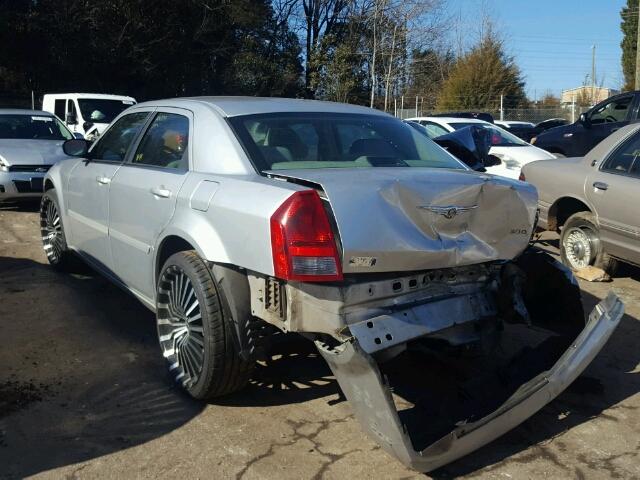 2C3JA43R45H585367 - 2005 CHRYSLER 300 SILVER photo 3