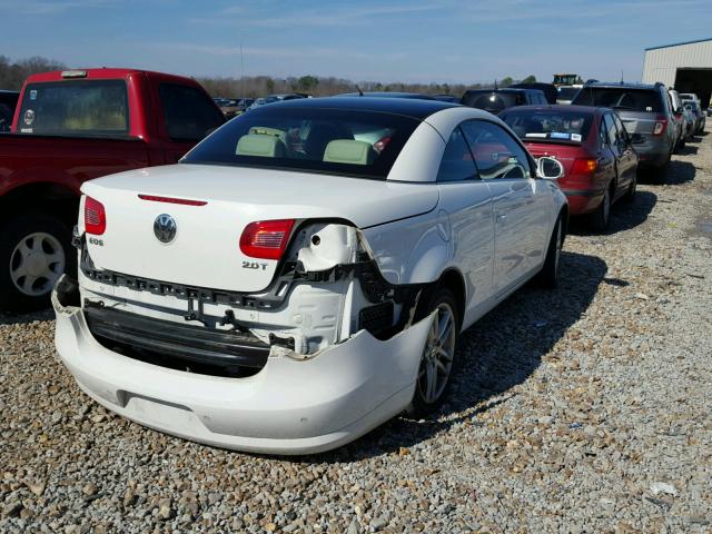 WVWFA71F68V015541 - 2008 VOLKSWAGEN EOS LUX 白色 照片 4