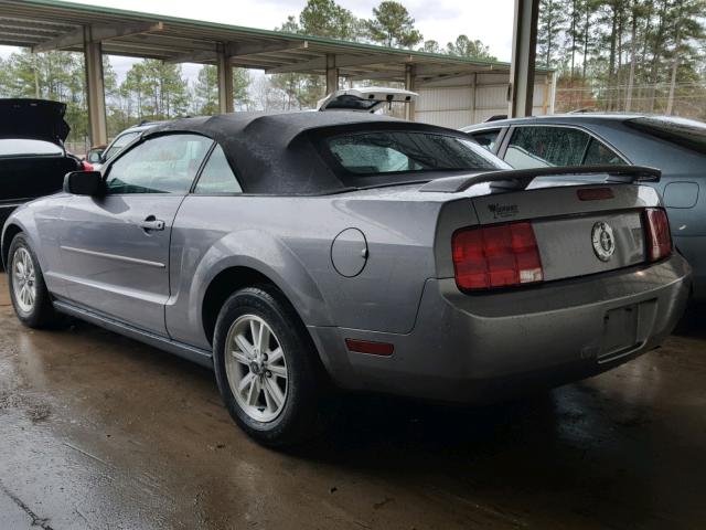 1ZVFT84N865130476 - 2006 FORD MUSTANG SILVER photo 3