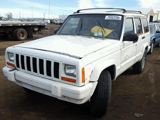 1J4FJ78S7VL574567 - 1997 JEEP CHEROKEE C WHITE photo 2