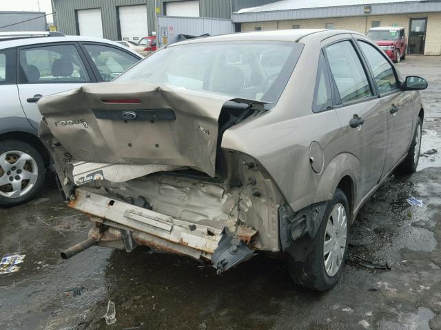 1FAFP34N95W162510 - 2005 FORD FOCUS ZX4 TAN photo 4