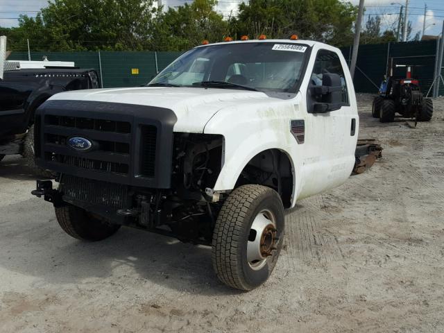 1FDWF37R08EA43553 - 2008 FORD F350 SUPER WHITE photo 2