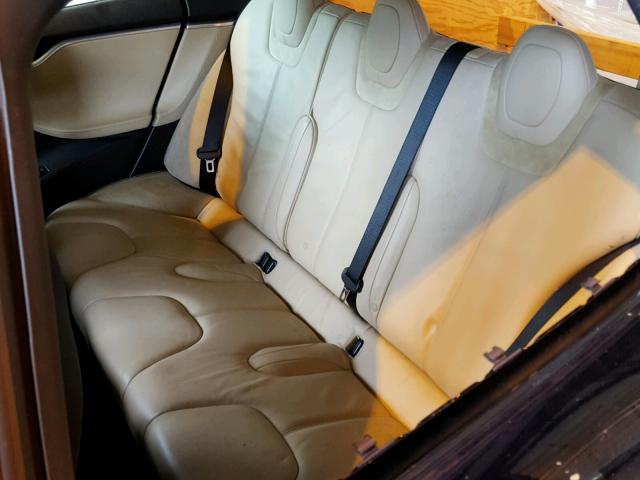 5YJSA1DP2DFP12942 - 2013 TESLA MODEL S RED photo 6