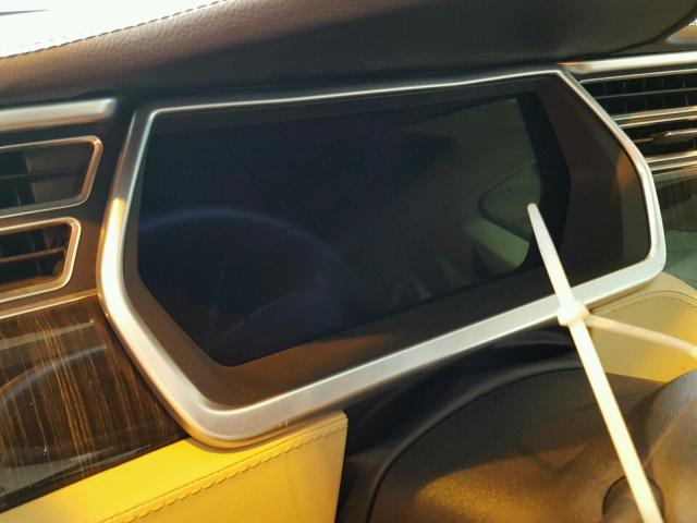 5YJSA1DP2DFP12942 - 2013 TESLA MODEL S RED photo 8