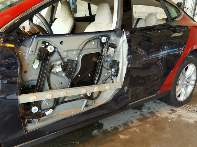 5YJSA1DP2DFP12942 - 2013 TESLA MODEL S RED photo 9