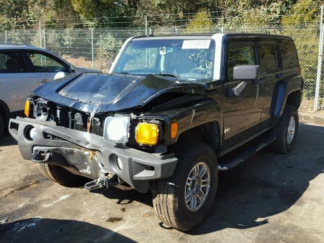 5GTDN136268321968 - 2006 HUMMER H3 BLACK photo 2