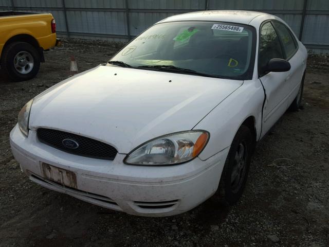 1FAFP53U86A189166 - 2006 FORD TAURUS SE WHITE photo 2