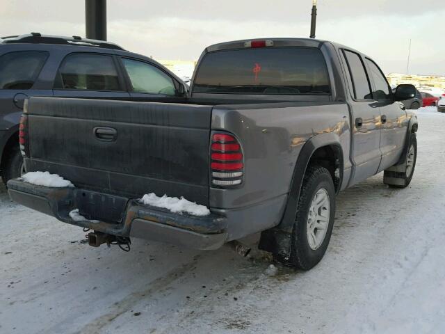 1B7HL38XX2S676248 - 2002 DODGE DAKOTA QUA GRAY photo 4