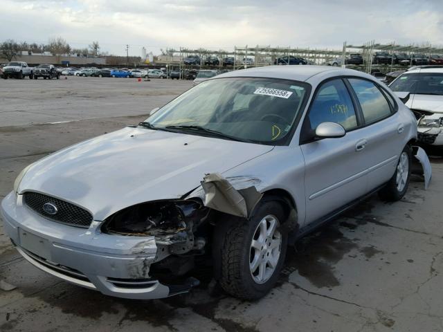 1FAFP56U07A184945 - 2007 FORD TAURUS SEL SILVER photo 2