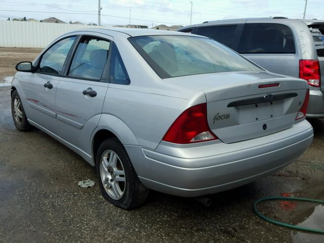 1FAFP34P61W328073 - 2001 FORD FOCUS SE SILVER photo 3