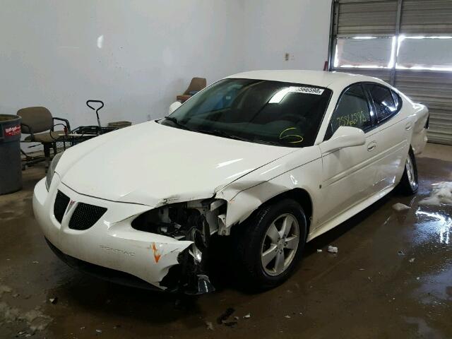 2G2WP552271148635 - 2007 PONTIAC GRAND PRIX WHITE photo 2