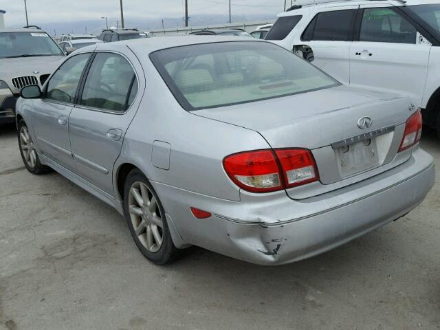 JNKDA31A02T014729 - 2002 INFINITI I35 SILVER photo 3