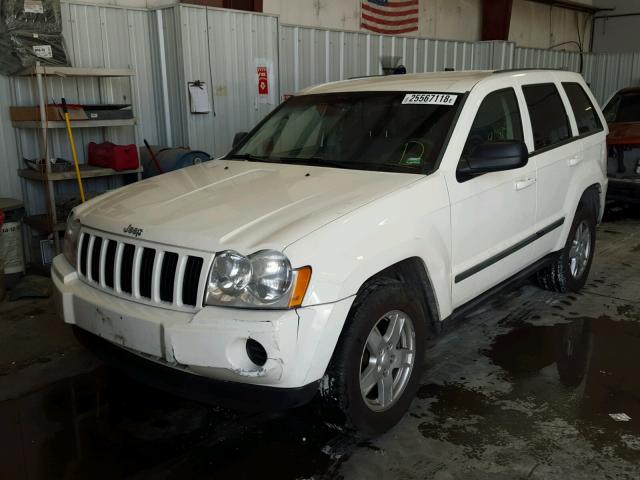 1J8GR48K47C665003 - 2007 JEEP GRAND CHER WHITE photo 2